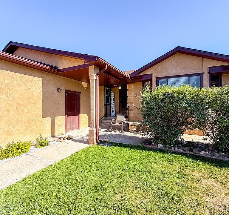 1st image of 14 Chaparral Cir