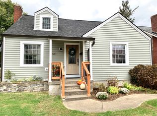 321 N 4th St, Danville, KY 40422