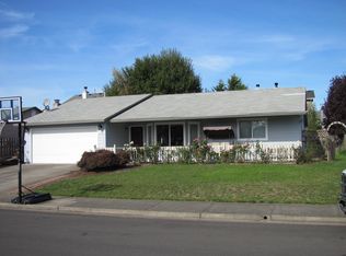 6631 SE Gladys St, Hillsboro, OR