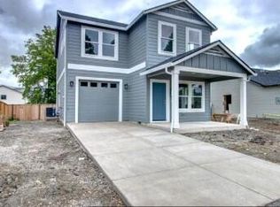 349 Dano Dr, Phoenix, OR 97535