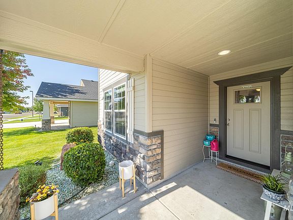 3rd image of 55 N Firestone Way