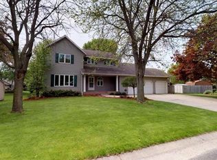 1409 Hansen Dr SW, Willmar, MN 56201