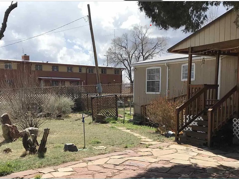 2nd image of 604 W National St