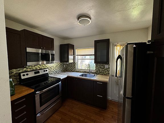 5th image of 1508 E Robinson St #1