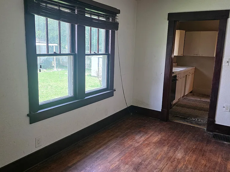 1830 N Lowber St — Photo 11