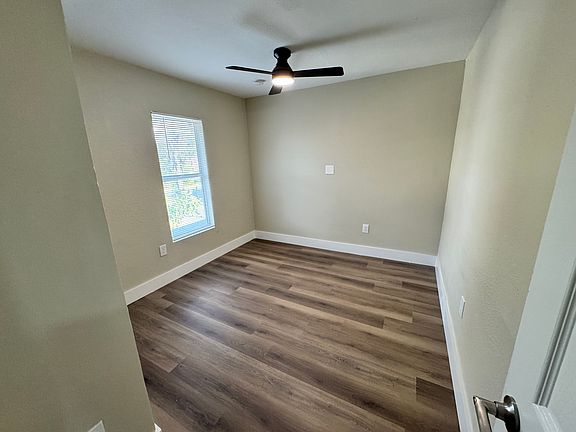 5th image of 714 E 1st St #B