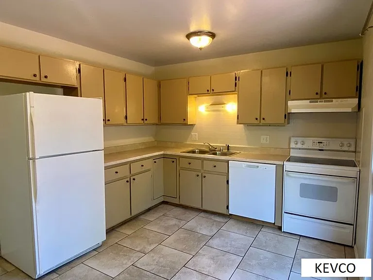 2506 Timber Ct — Photo 4