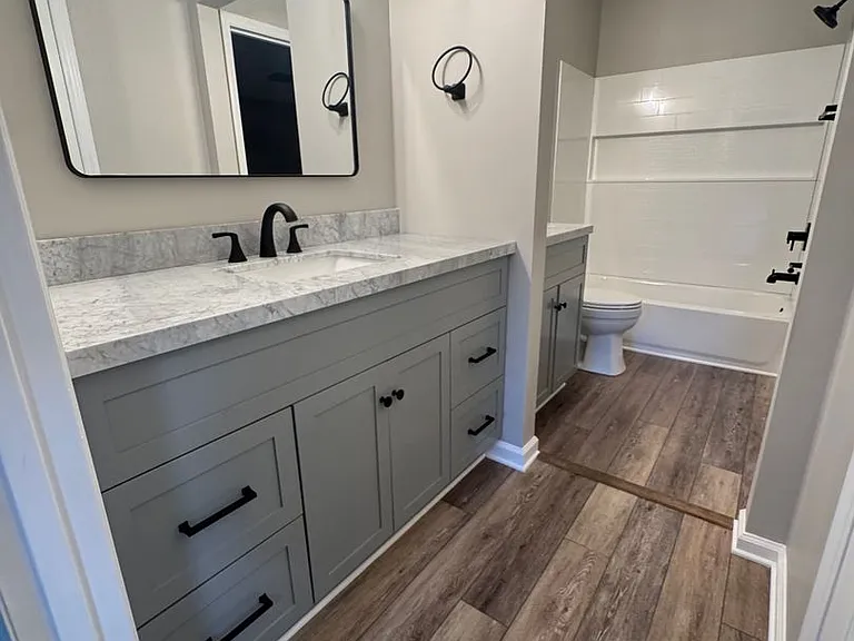 1232 Camelot Ct NE — Photo 11