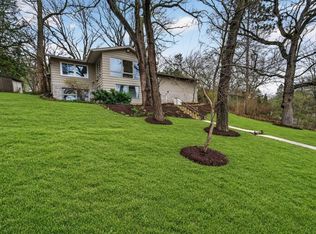 5109 Lake Mendota Dr, Madison, WI 53705
