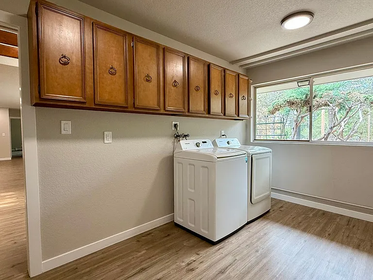 5330 Miranda Rd — Photo 34