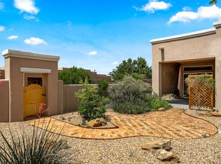 16 Well Tank Rd, Santa Fe, NM 87508