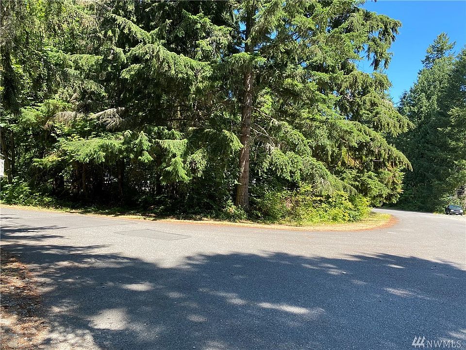 1st image of 18528 Surcingle Ct SE
