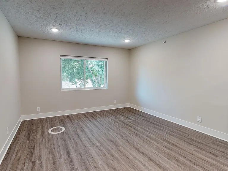 4001 Holdrege St — Photo 31