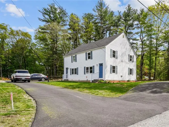 8-10 Battey Dr, Greenville, RI 02828