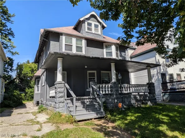 10721 Columbia Ave, Cleveland, OH 44108