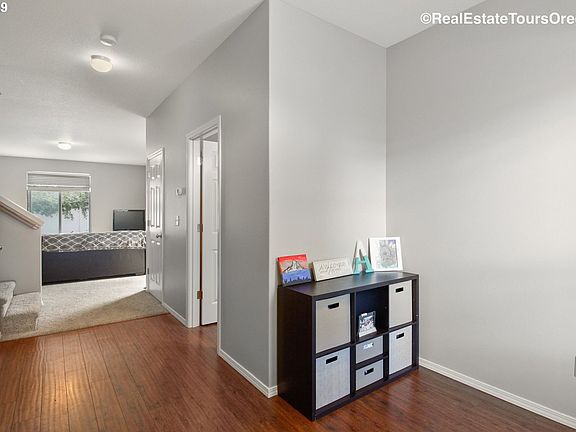 3rd image of 2405 NE 127th Pl