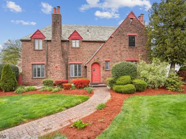 300 Monmouth Rd, Elizabeth City, NJ 07208