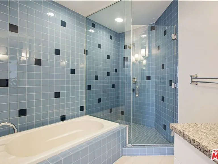 1100 Wilshire Blvd #2006 — Photo 10