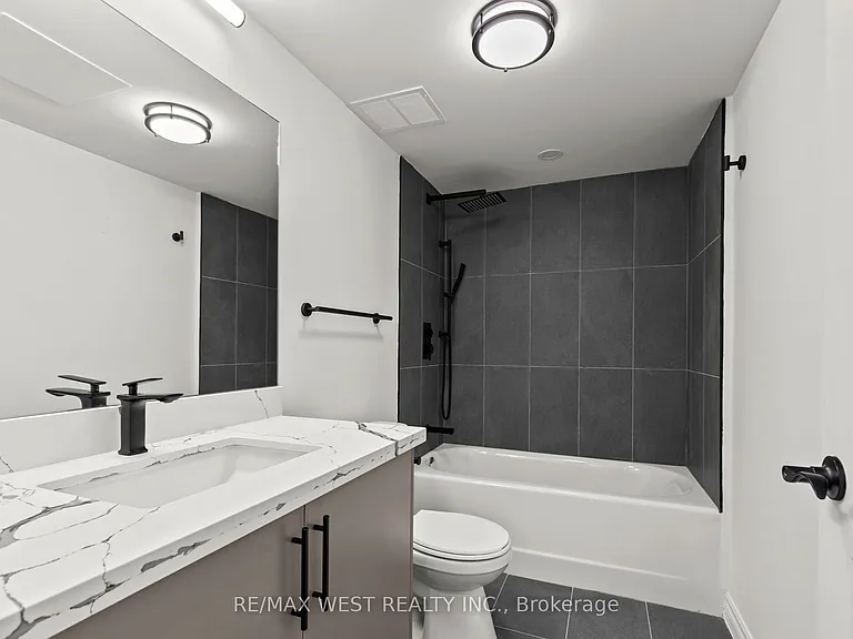 119 Town Line Rd E #D208 — Photo 26