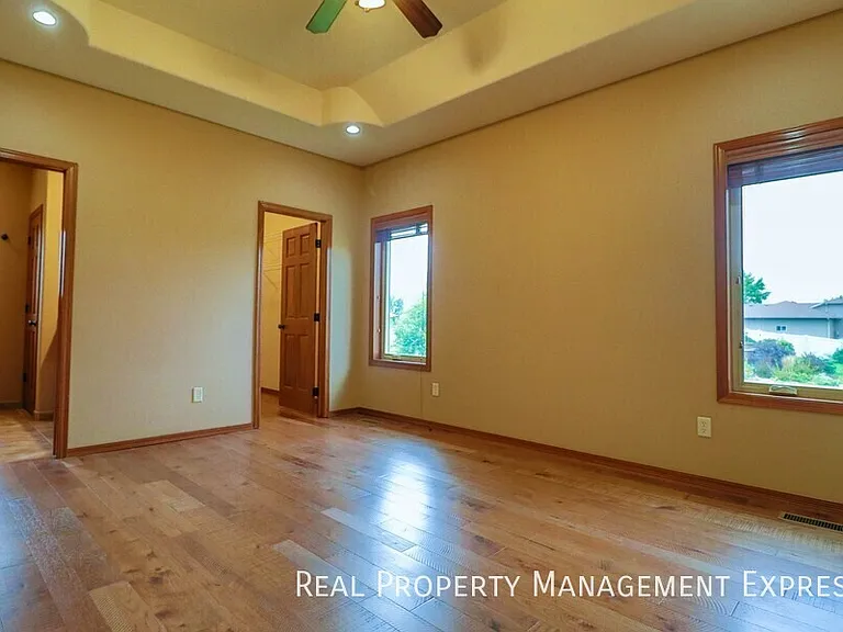 7905 S Grass Creek Dr — Photo 14