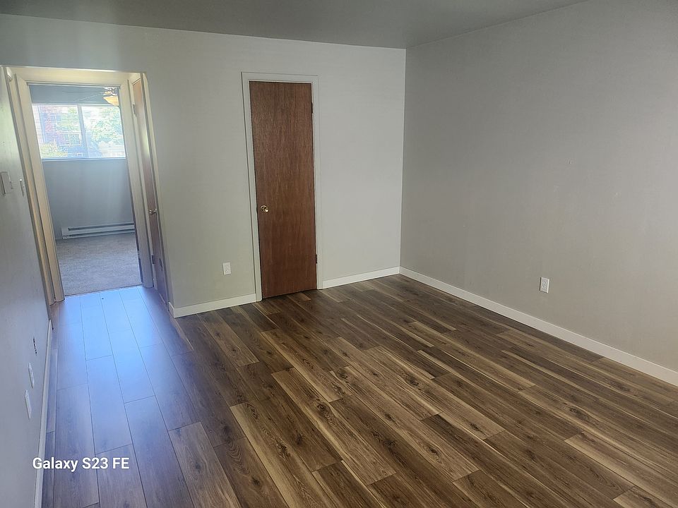 1st image of 12740 Greenwood Ave N #7