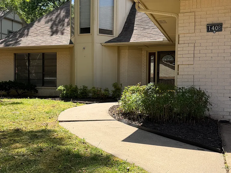 1408 S Chestnut Ave — Photo 4