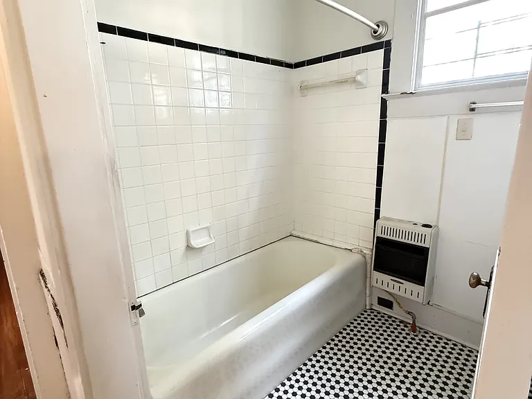 1135 Fern St #B — Photo 18