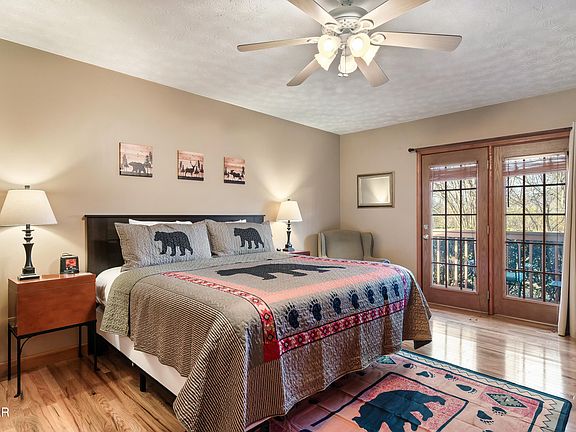 35th image of 2149 Seaton Springs Rd