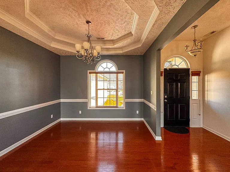 5929 Blue Sky Ln — Photo 4