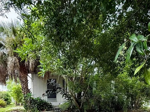 766 51ST AVENUE N, ST PETERSBURG, FL 33703