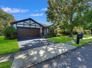 60 Murray Hill Ter, Marlboro, NJ 07746