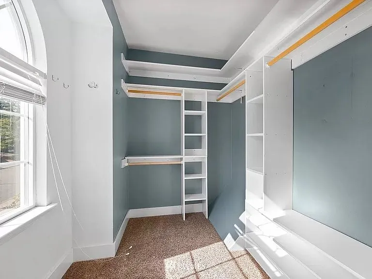 910 SW Regency Dr — Photo 28
