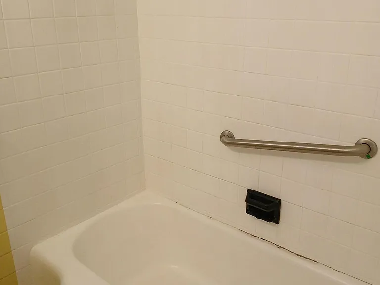 202 Tarragona Way — Photo 16