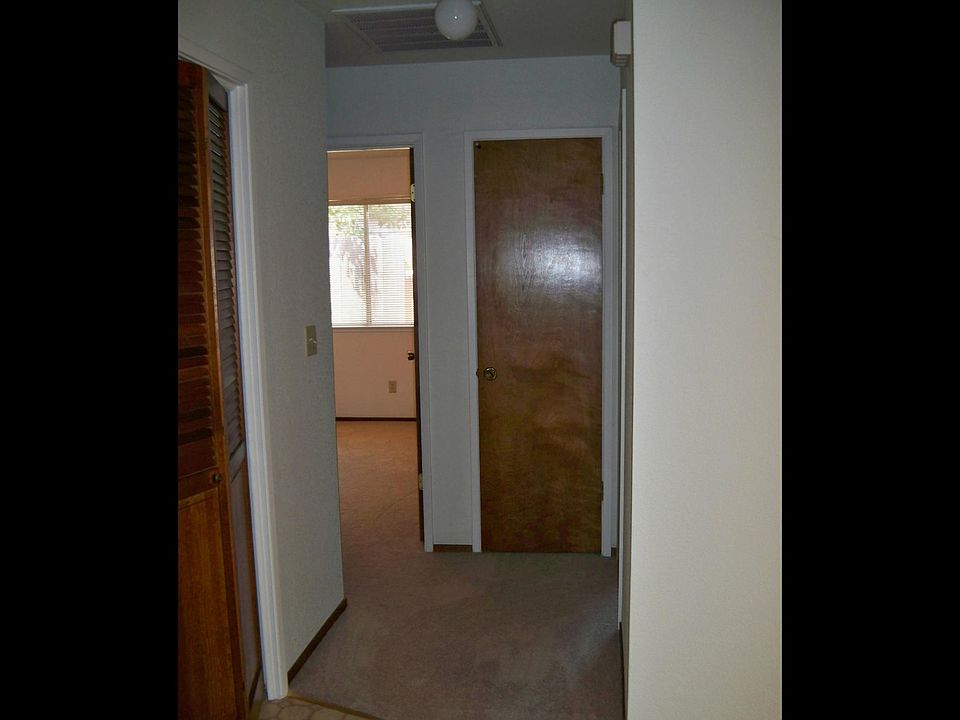 1st image of 559 E Hawkeye Ave