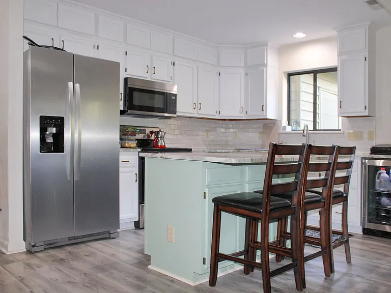 1057 Highlands Dr — Photo 7
