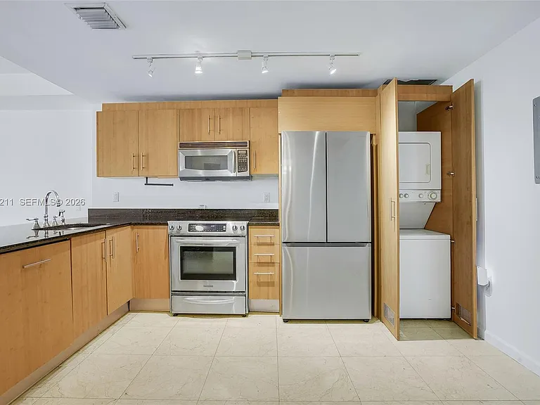 10275 Collins Ave #201 — Photo 6