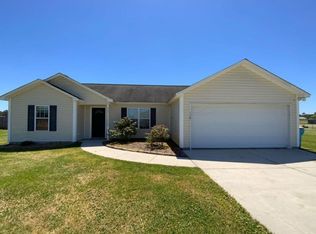 118 Cherry Grove Dr, Richlands, NC 28574