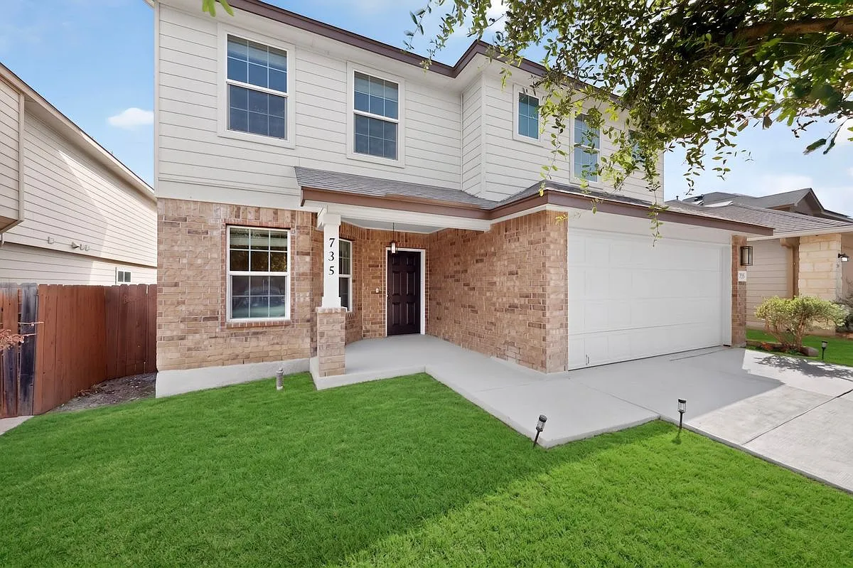 4 bed, 2.5 bath, 2152 sqft, $2,050 — Photo 3