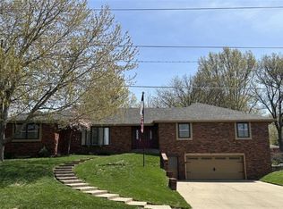 4001 Miller Rd, Saint Joseph, MO 64505