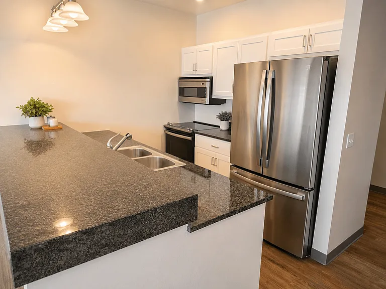 410 E Main St — Photo 2