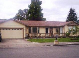 2306 Floral Way, Santa Rosa, CA 95403