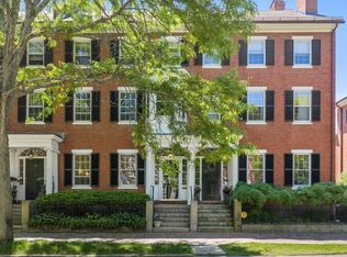 33 Chestnut St, Salem, MA 01970