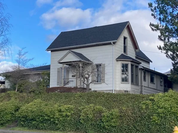 (undisclosed Address), Coquille, OR 97423