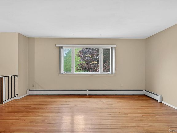 3rd image of 126 Rolling Meadows Road