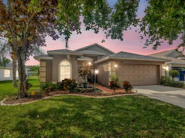 19519 Morden Blush Dr, Lutz, FL 33558