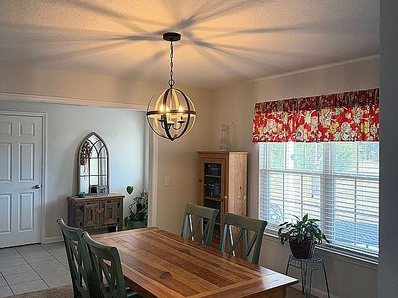 4th image of 203 Highland Farm Dr