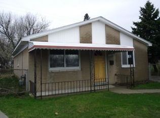 27060 Michelle Ct, Taylor, MI 48180