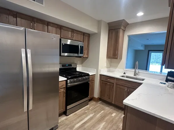 101 Nordmere Dr #4, Edinboro, PA 16412