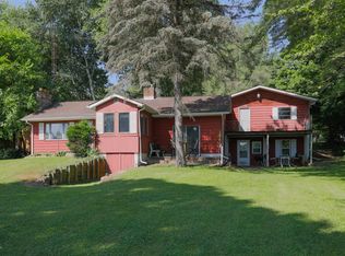 59035 Vernon Rd, Three Rivers, MI 49093