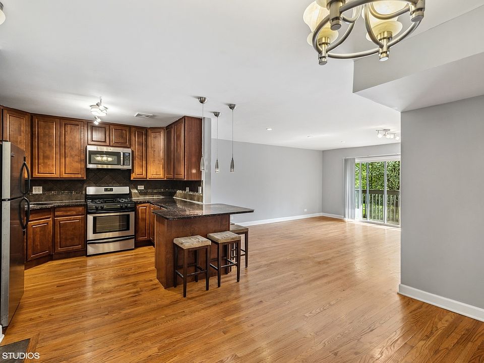 16W625 Mockingbird Ln APT 208, Willowbrook, IL 60527 Zillow